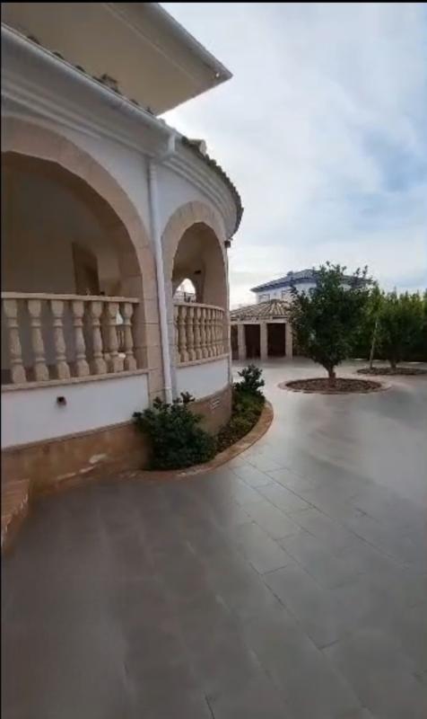 Properties for sale and rent in Spain photo 3