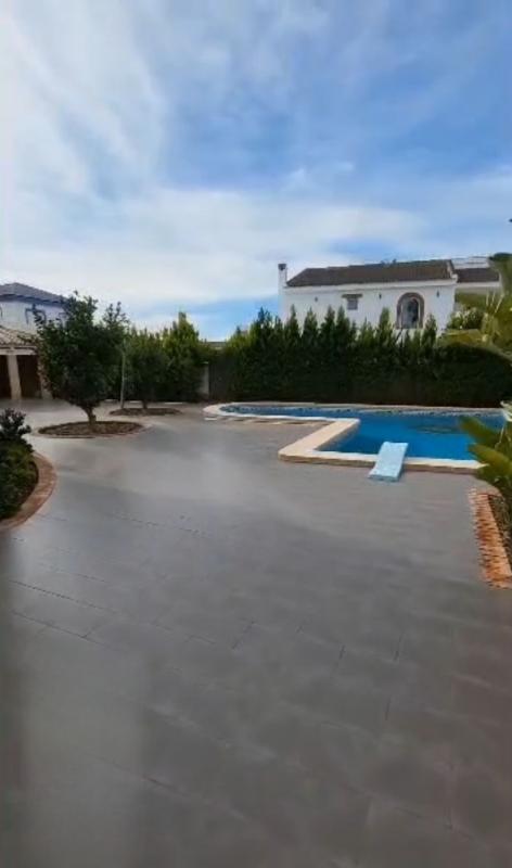 Properties for sale and rent in Spain photo 4