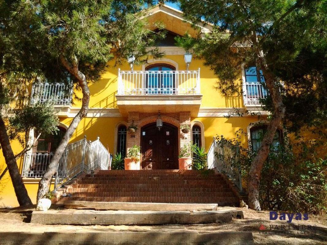 Properties for sale and rent in Spain photo 2