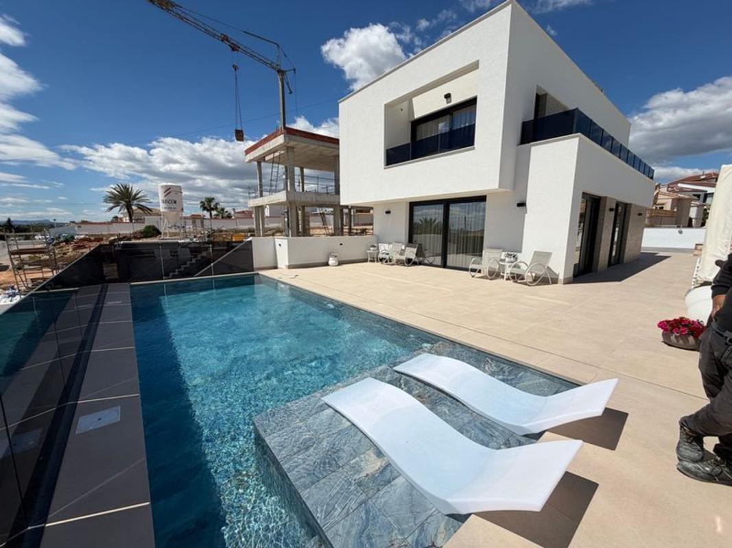 Properties for sale and rent in Spain photo 4