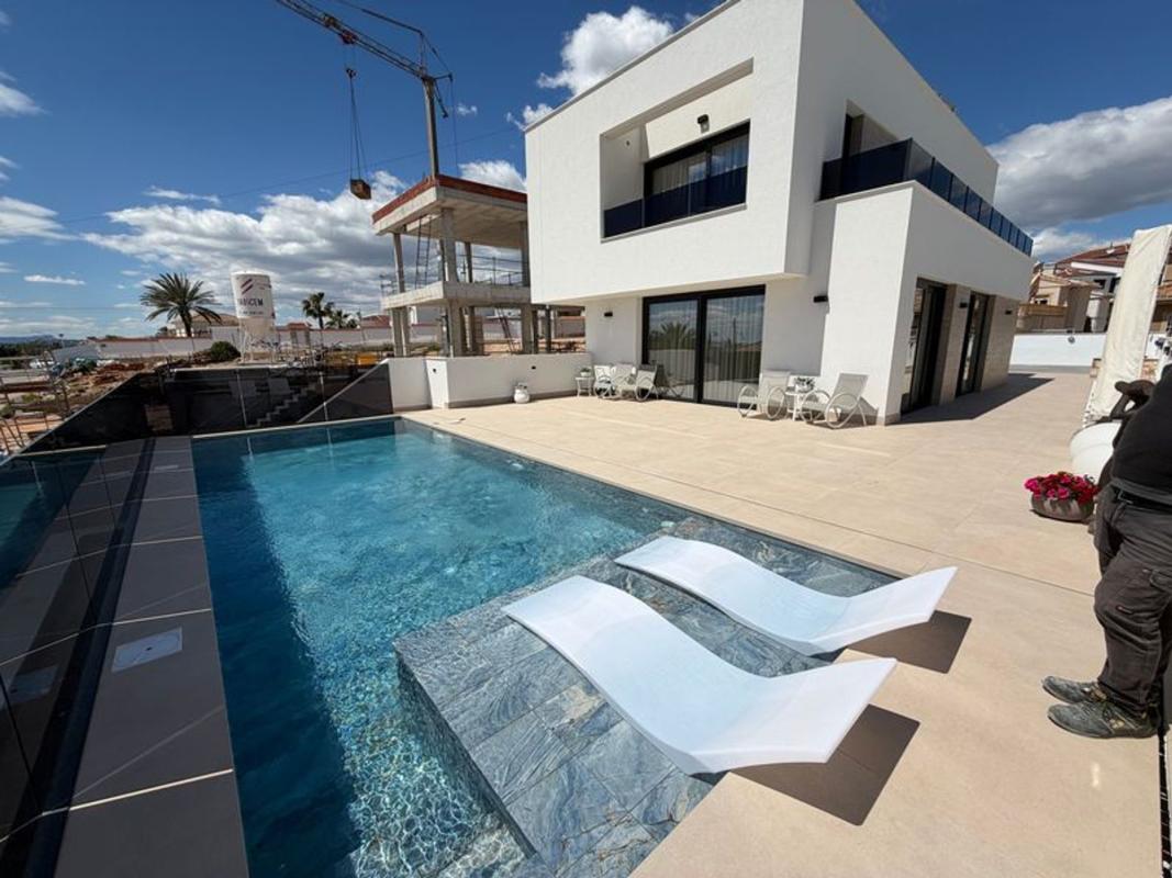 Properties for sale and rent in Spain photo 5
