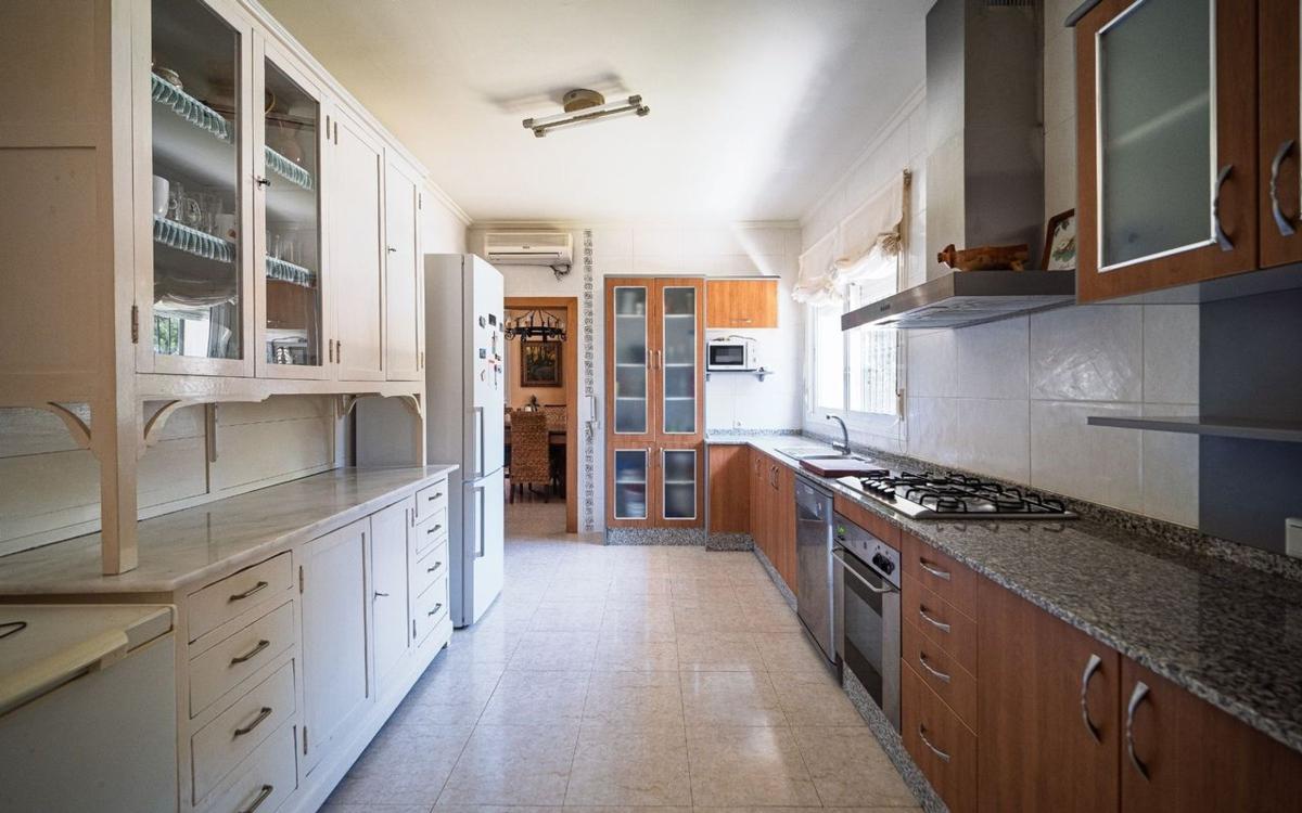 Properties for sale and rent in Spain photo 5