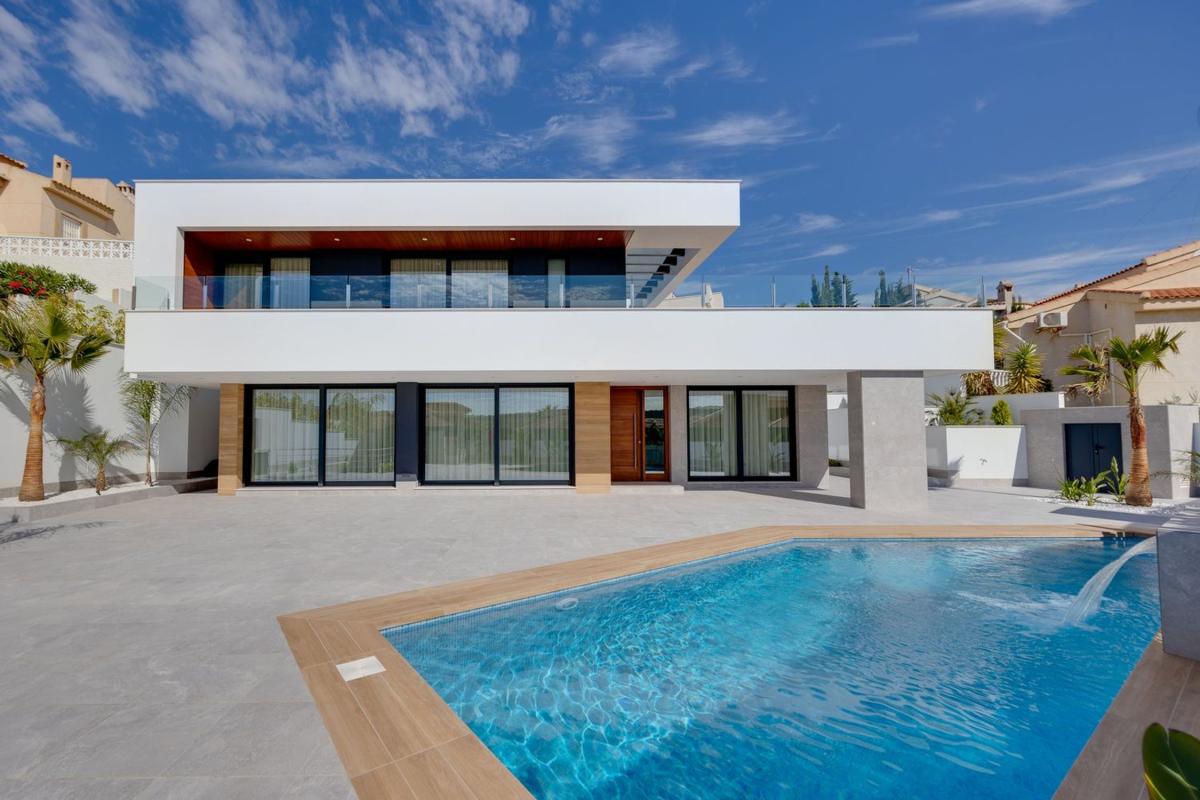 Properties for sale and rent in Spain photo 1