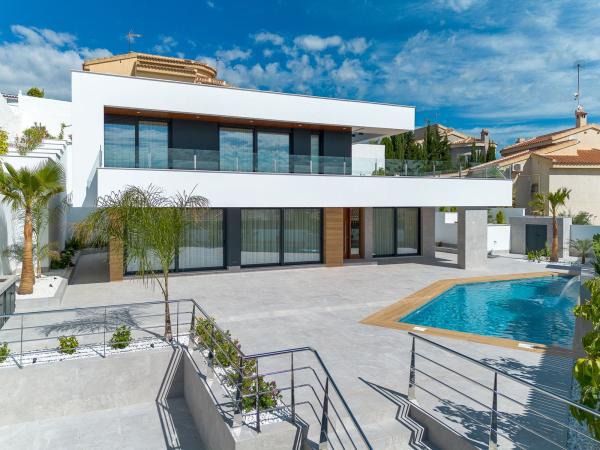 Casa o chalet independiente en Calle Pico del Puig Campana, 4, La Marquesa, Rojales thumbnail 1