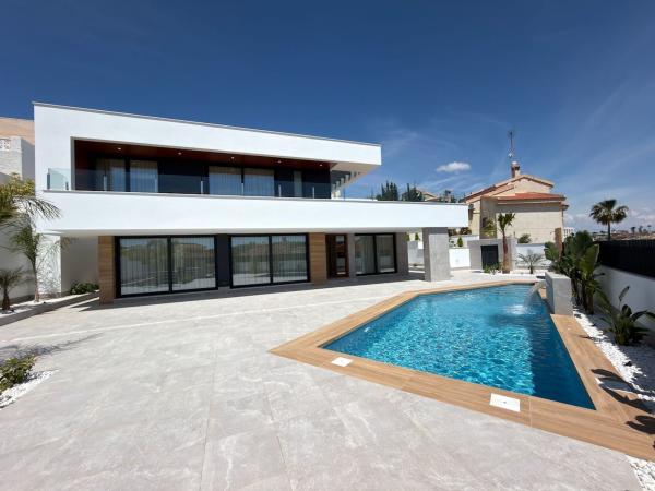 Independent chalet for sale in Casa o chalet en La Marquesa, Rojales, Rojales
photo 1