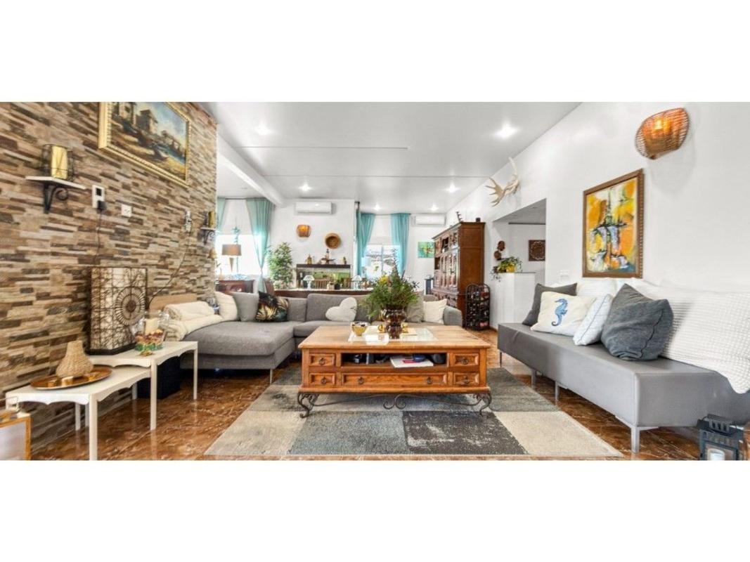 Properties for sale and rent in Spain photo 4