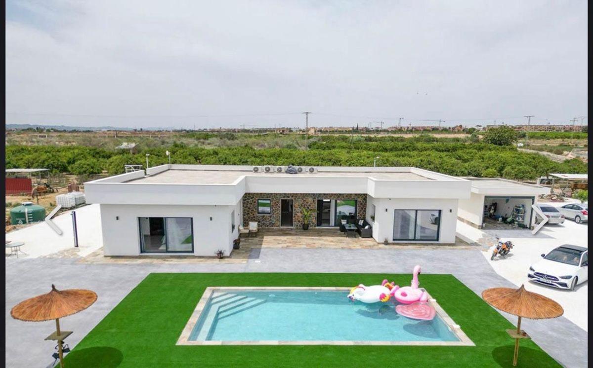 Properties for sale and rent in Spain photo 2