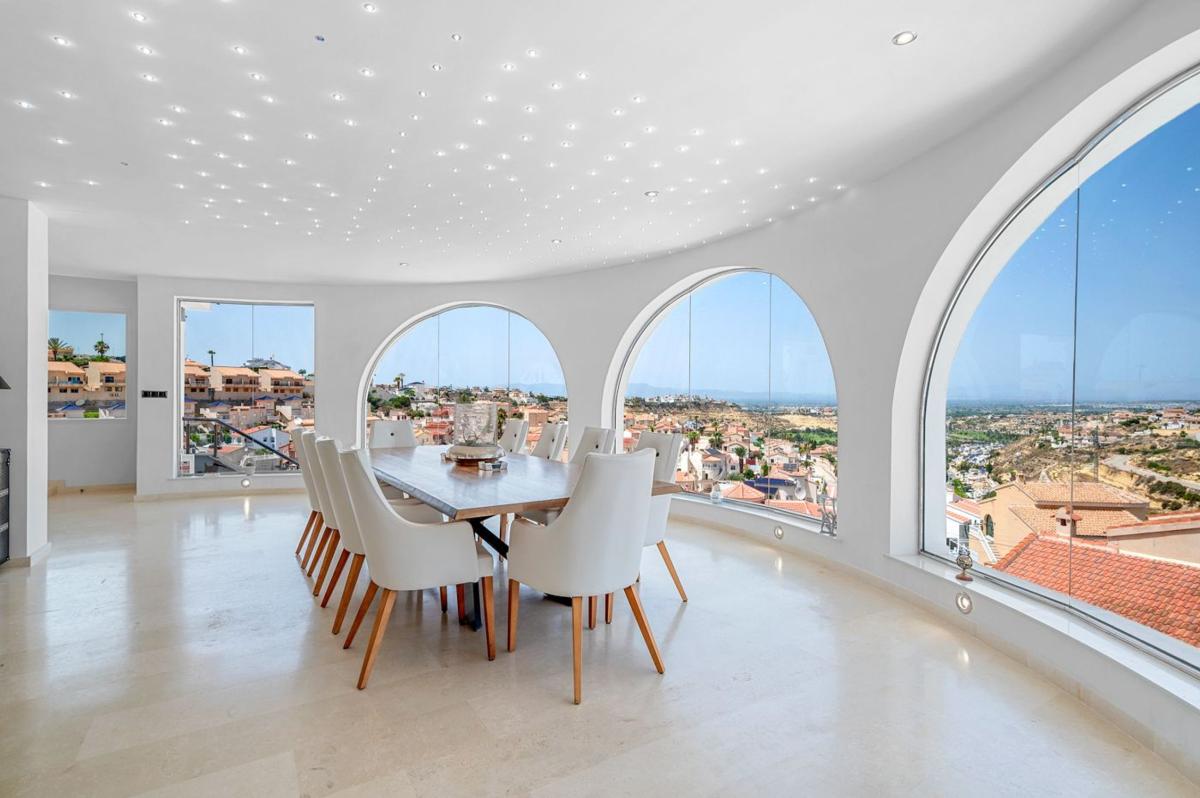 Properties for sale and rent in Spain photo 3
