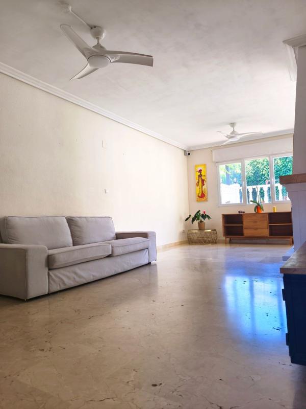 Properties for sale and rent in Spain photo 4