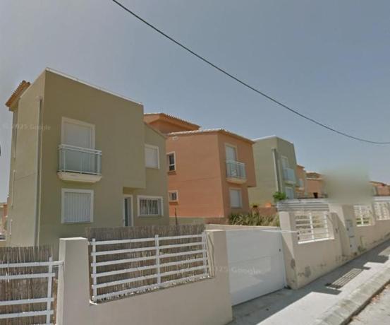 Chalet adosado en Calle les Palmeretes, 39, Colonia Escandinavia-Cautivador, Alfaz del Pi photo 3