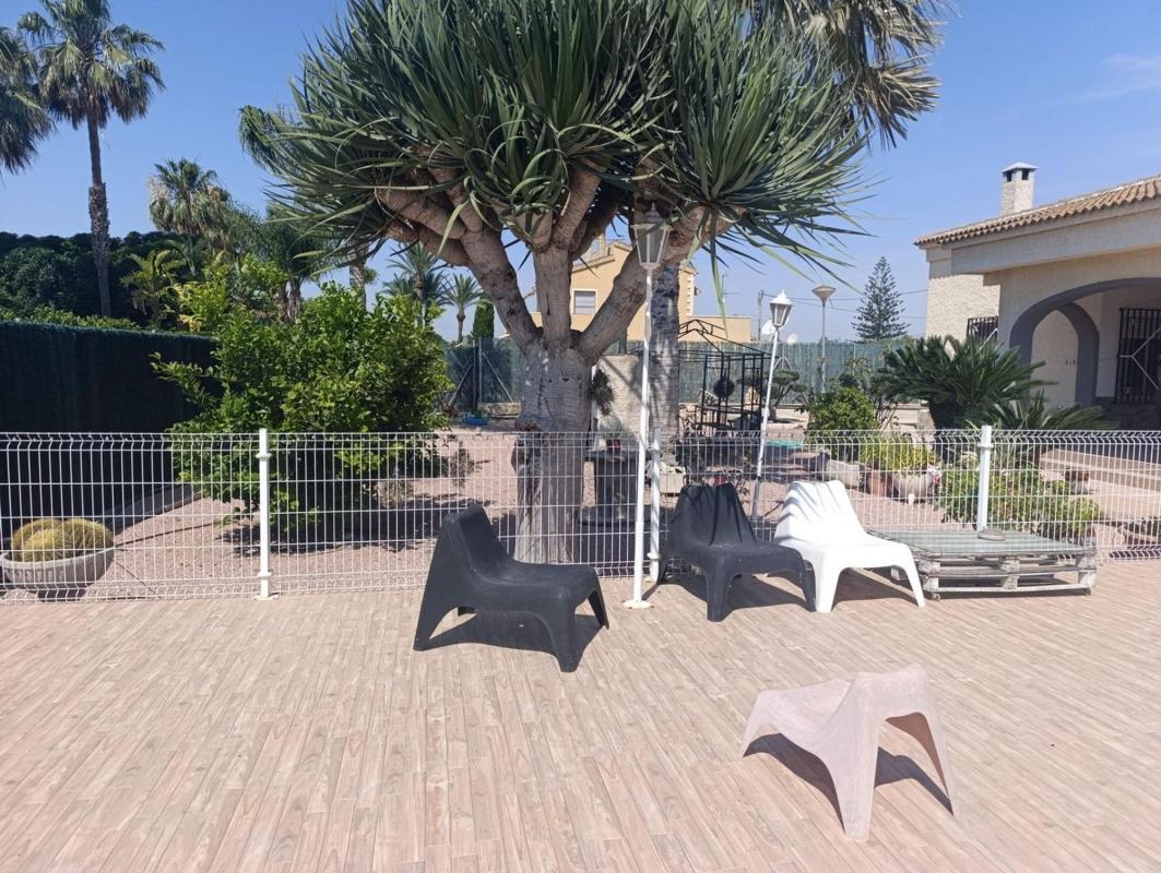 Properties for sale and rent in Spain photo 4