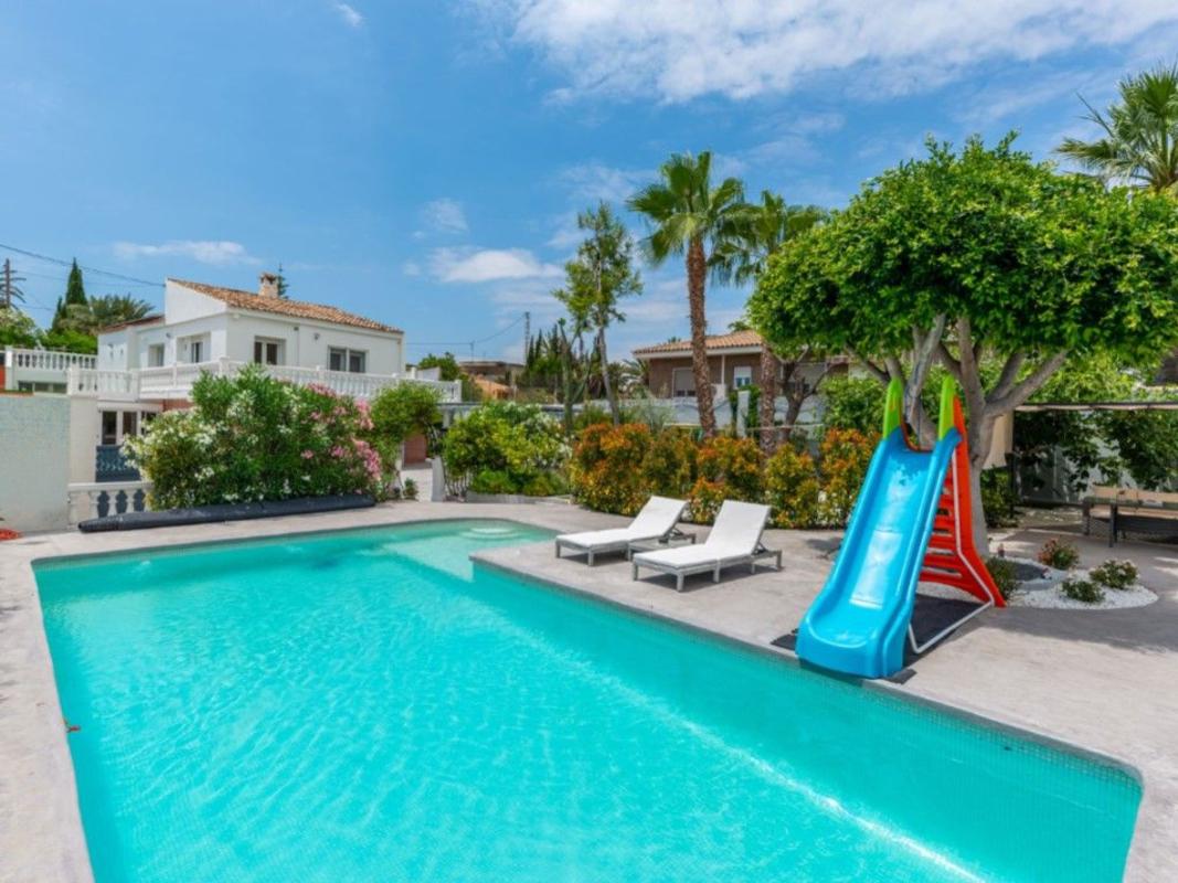 Properties for sale and rent in Spain photo 3