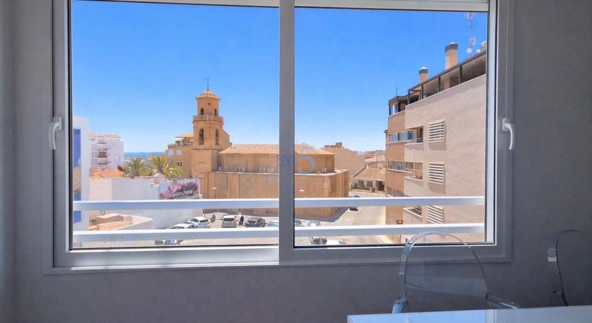 Venta de piso en Piso en Calle Mayor, 17, Zona Pueblo, Pilar de la Horadada, Pilar de la Horadada
photo 2