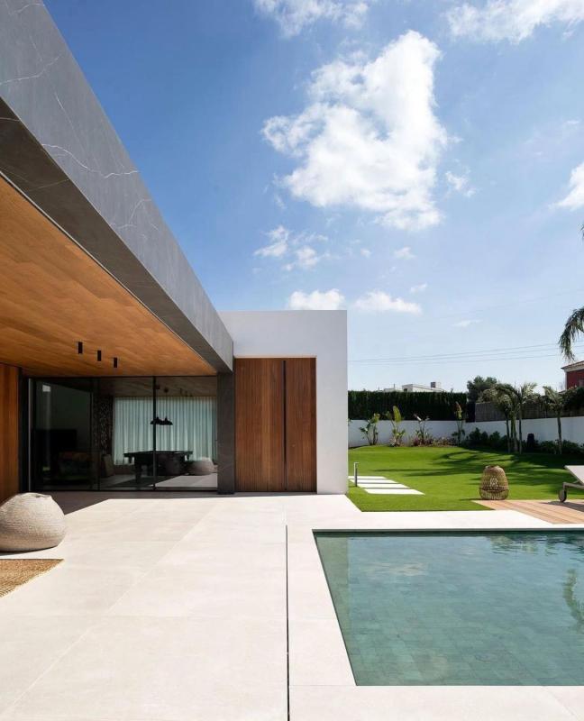 Properties for sale and rent in Spain photo 1