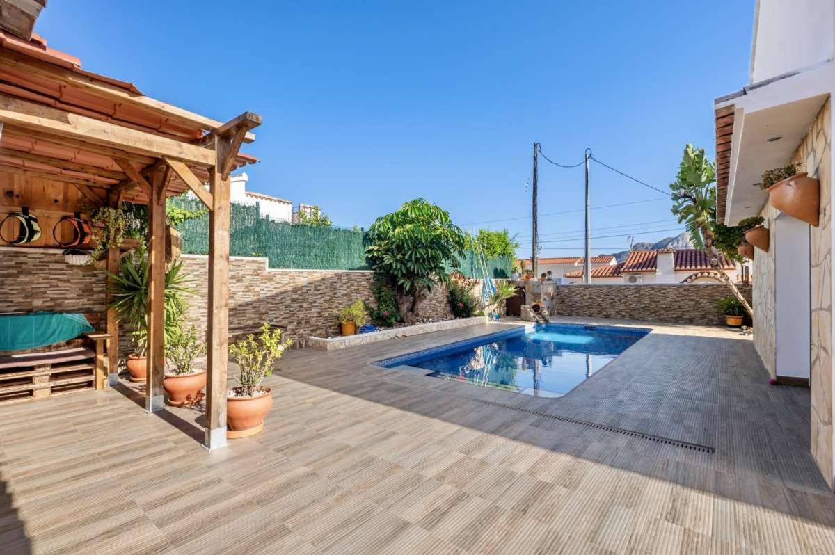 Properties for sale and rent in Spain photo 4