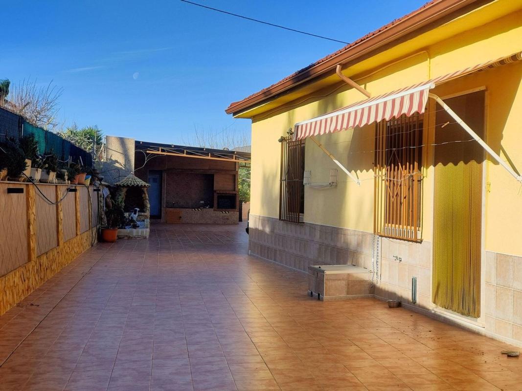 Sale of independent chalet in Casa o chalet en Calle Castelar, Las Fuentes - Los Cipreses, Aspe, Aspe
photo 4