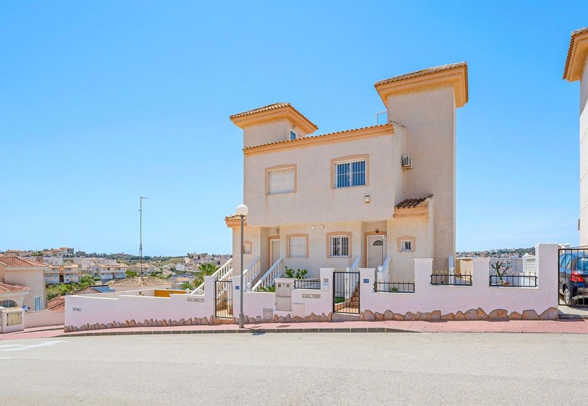 Properties for sale and rent in Spain photo 1