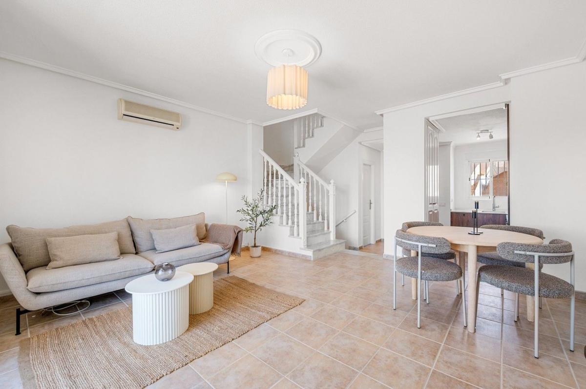 Properties for sale and rent in Spain photo 4