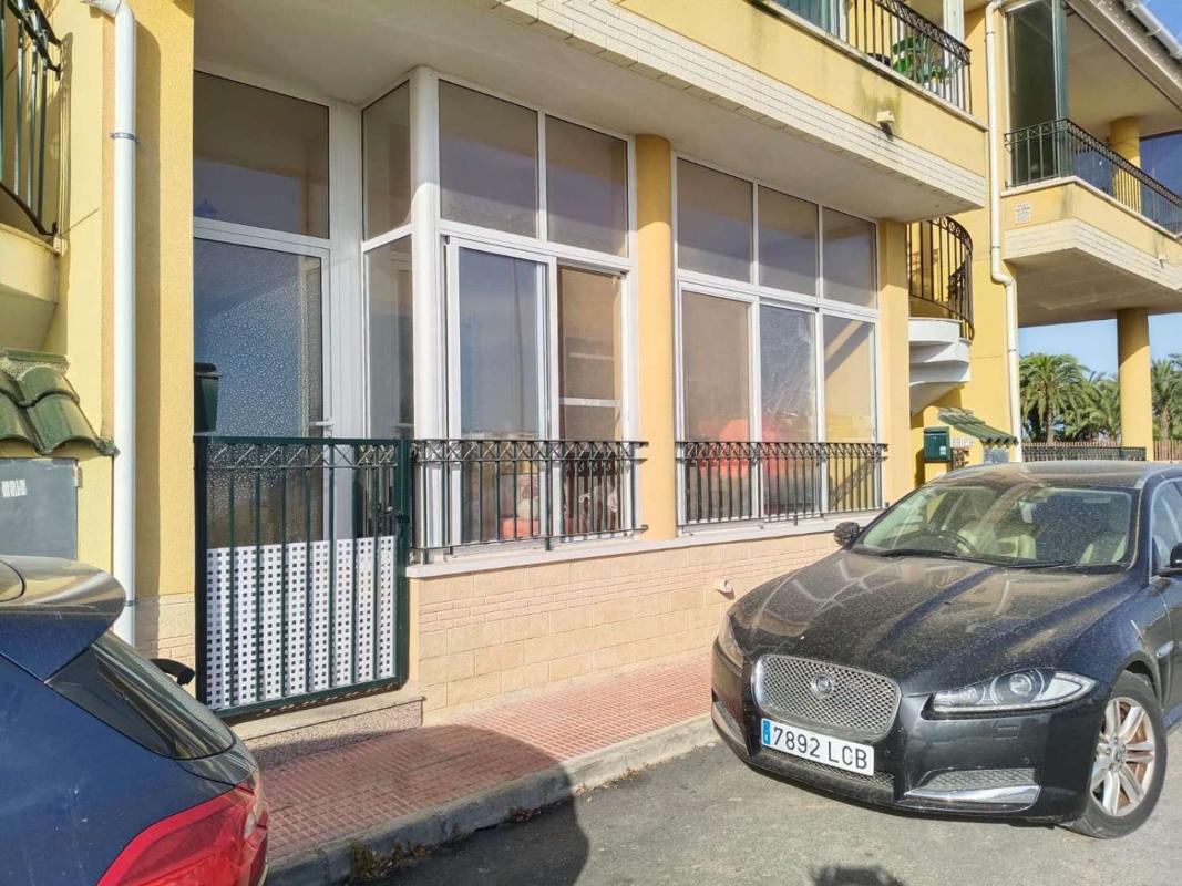 Venta de piso en Piso en Avenida Reina Sofía, Daya Vieja, Daya Vieja
photo 2