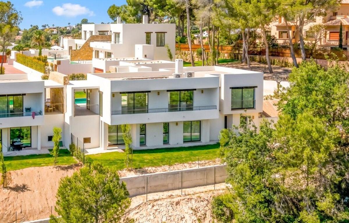 Properties for sale and rent in Spain photo 1