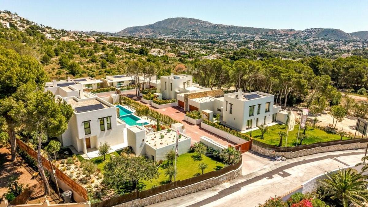 Properties for sale and rent in Spain photo 5