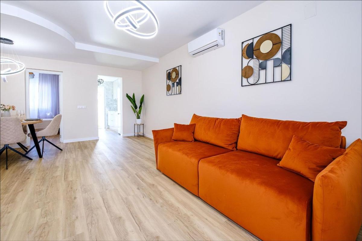 Sale of townhouse in  Chalet adosado en Plaza F-2 Filipinas Oeste, Las Filipinas, Orihuela , Orihuela photo 4