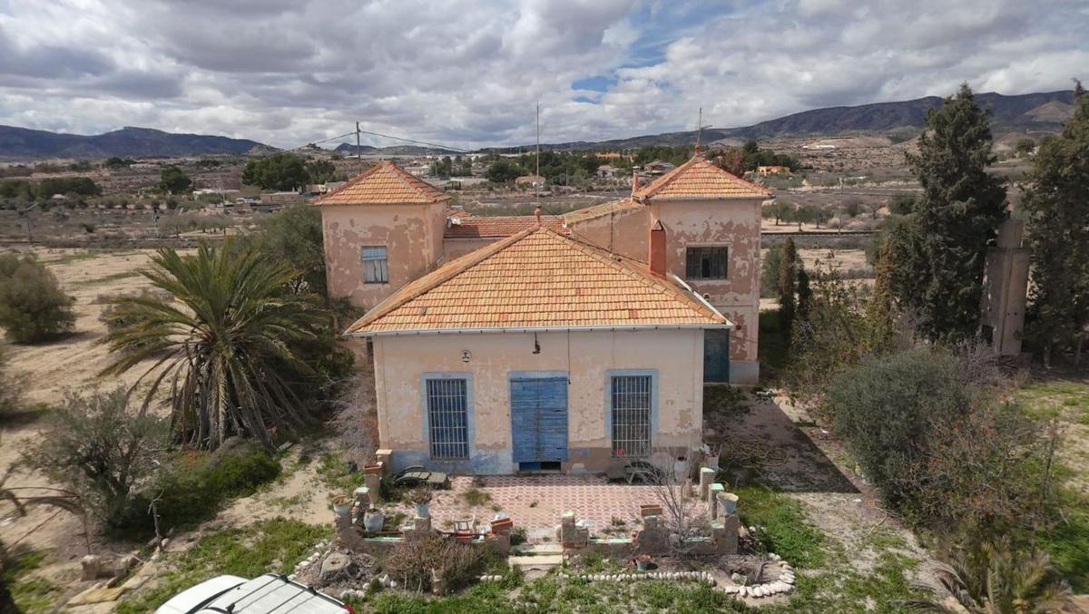 Propiedades en venta y alquiler en España photo 1