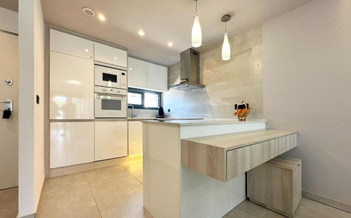 Sale of apartment in Piso en Calle el Tomello, Urbanizaciones, Guardamar del Segura, Guardamar del Segura
photo 4