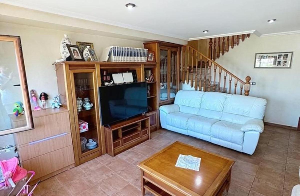 Properties for sale and rent in Spain photo 4