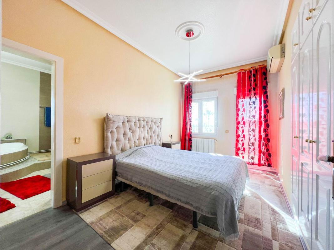 Properties for sale and rent in Spain photo 2