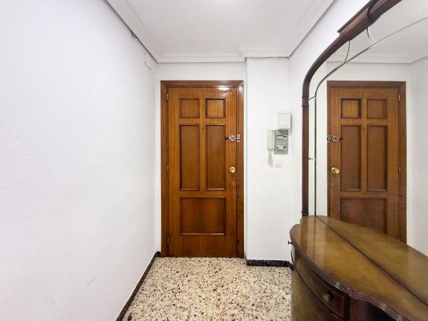 Venta de piso en Piso en Calle Benissa, 9, Jalón, Jalón
thumbnail 1