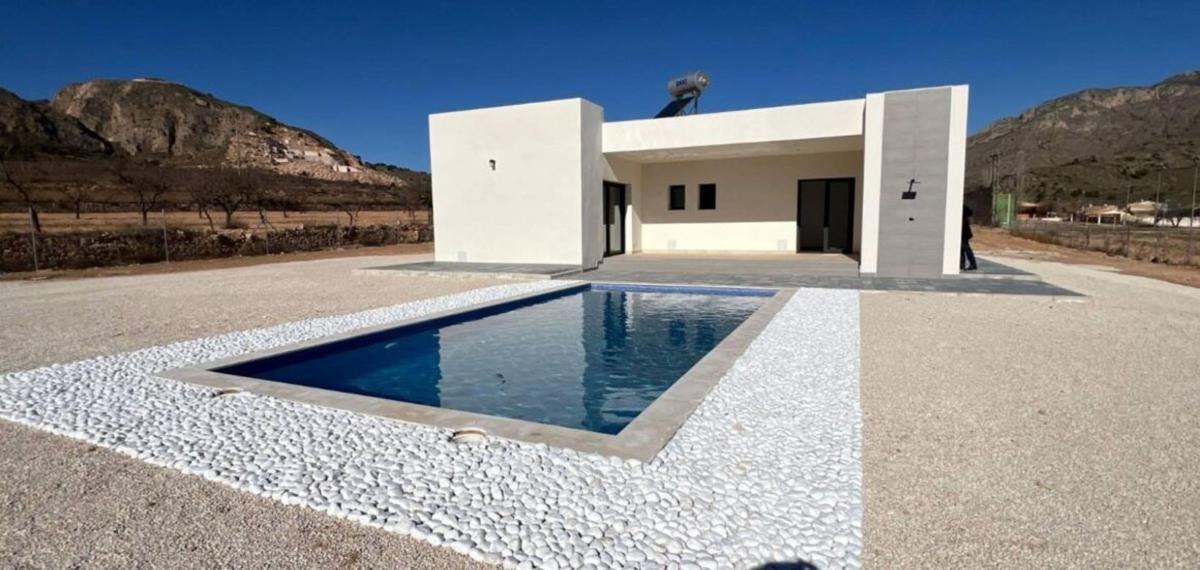 Properties for sale and rent in Spain photo 2