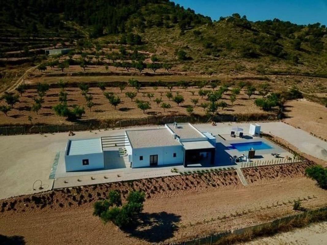 Properties for sale and rent in Spain photo 3