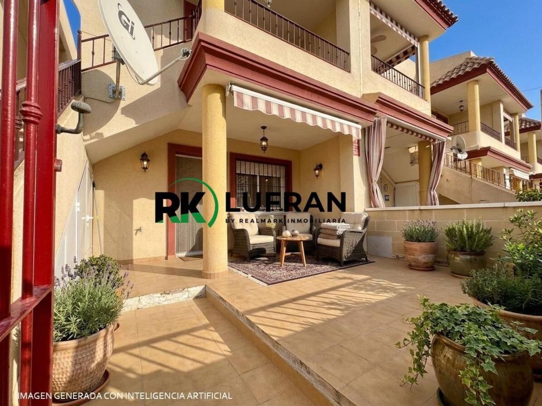 Venta de piso en Piso en Desamparados-Hurchillo-Torremendo, Orihuela, Orihuela
 photo 3