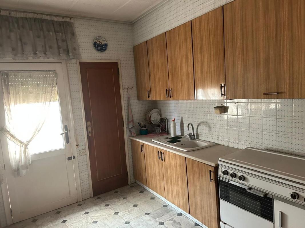 Properties for sale and rent in Spain photo 3