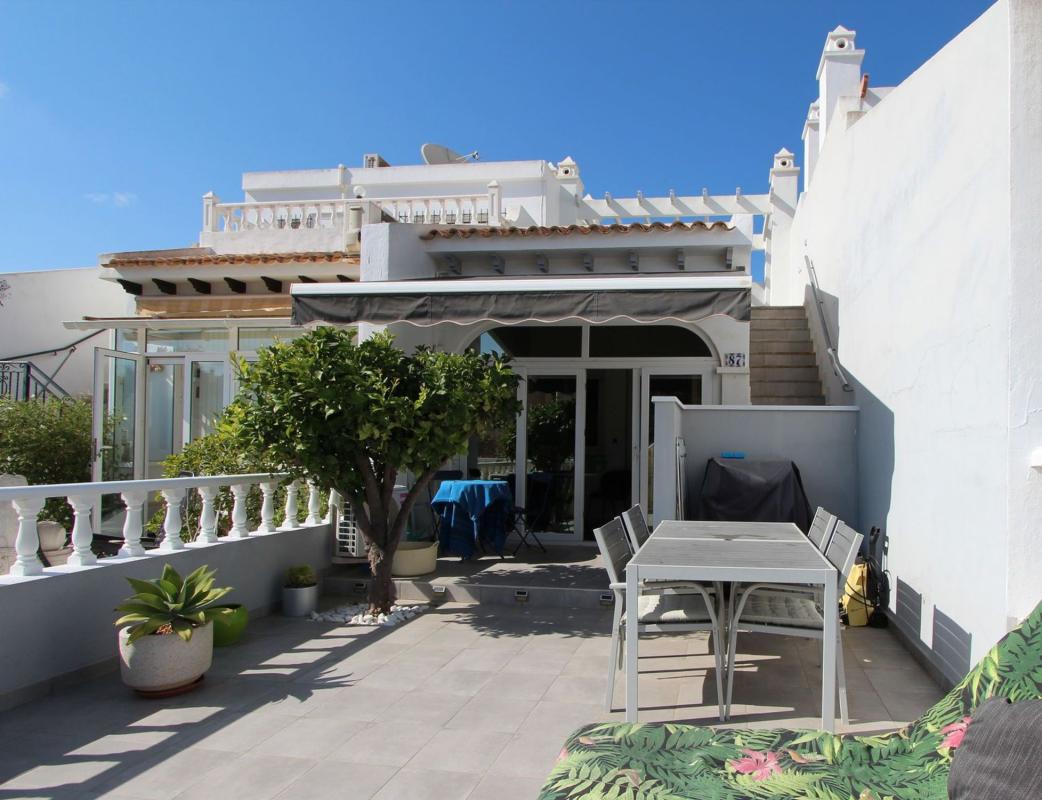 Venta de chalet adosado en Chalet adosado en Calle Belice, 1, Las Filipinas, Orihuela , Orihuela photo 1