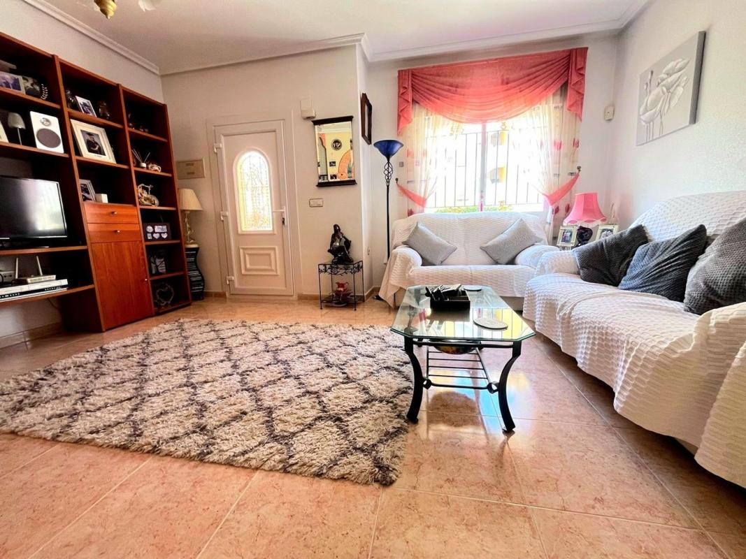 Properties for sale and rent in Spain photo 3