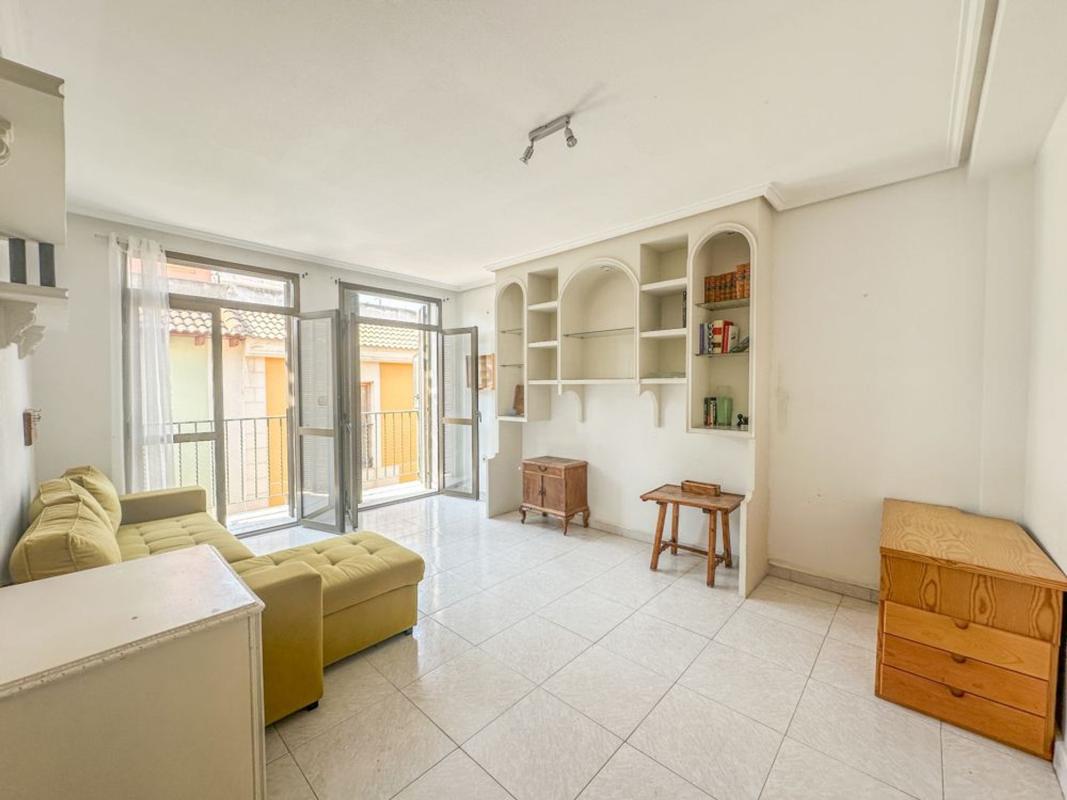 Продажа квартиры на Piso en Calle Mayor de Ramón y Cajal, Orihuela Ciudad, Orihuela, Ориуэла
photo 2