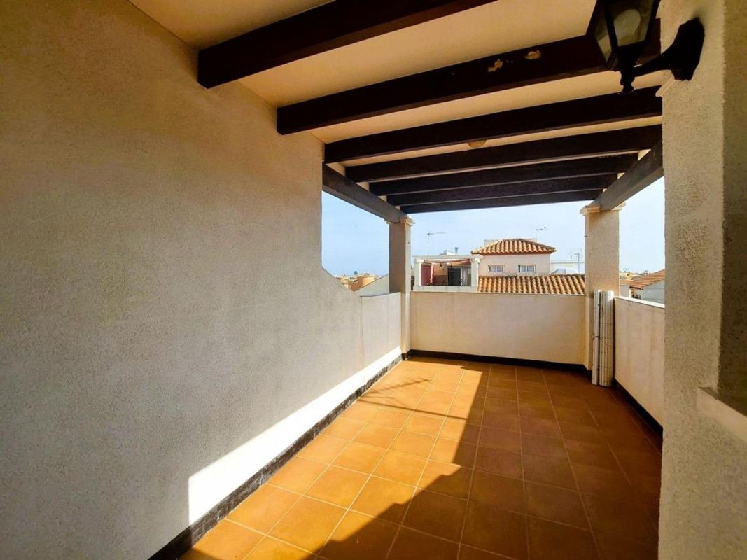 Properties for sale and rent in Spain photo 2