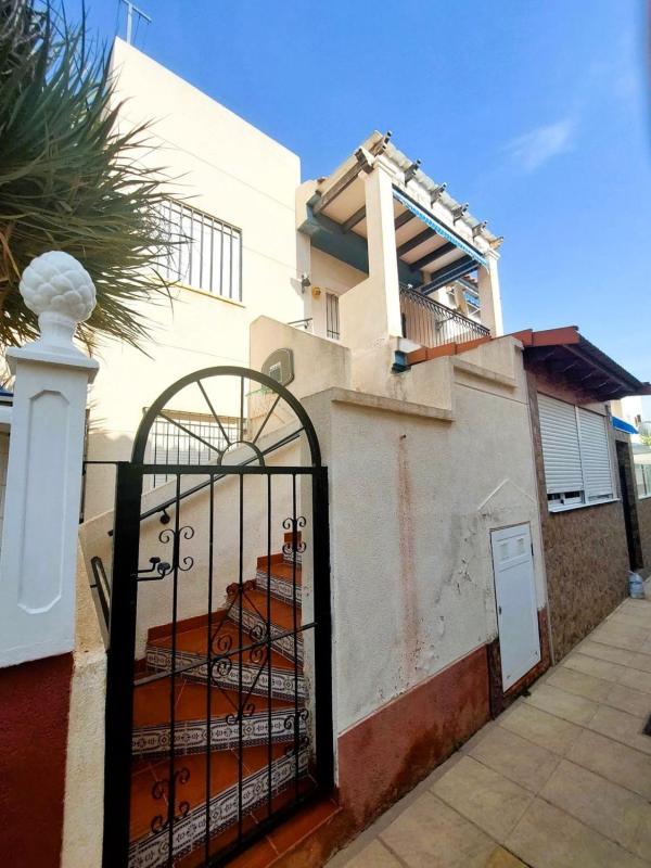 Properties for sale and rent in Spain photo 4