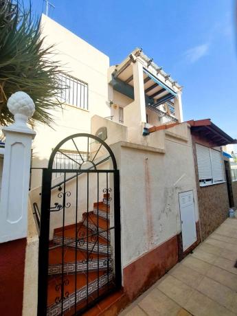 Independent chalet for sale in Casa o chalet en Calle los Rosales, La Zenia, Orihuela, Orihuela
 photo 4