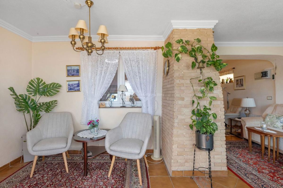 Properties for sale and rent in Spain photo 5