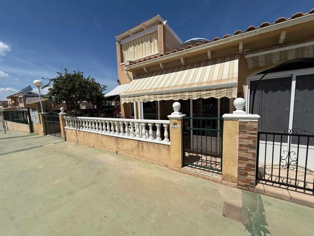 Properties for sale and rent in Spain photo 1
