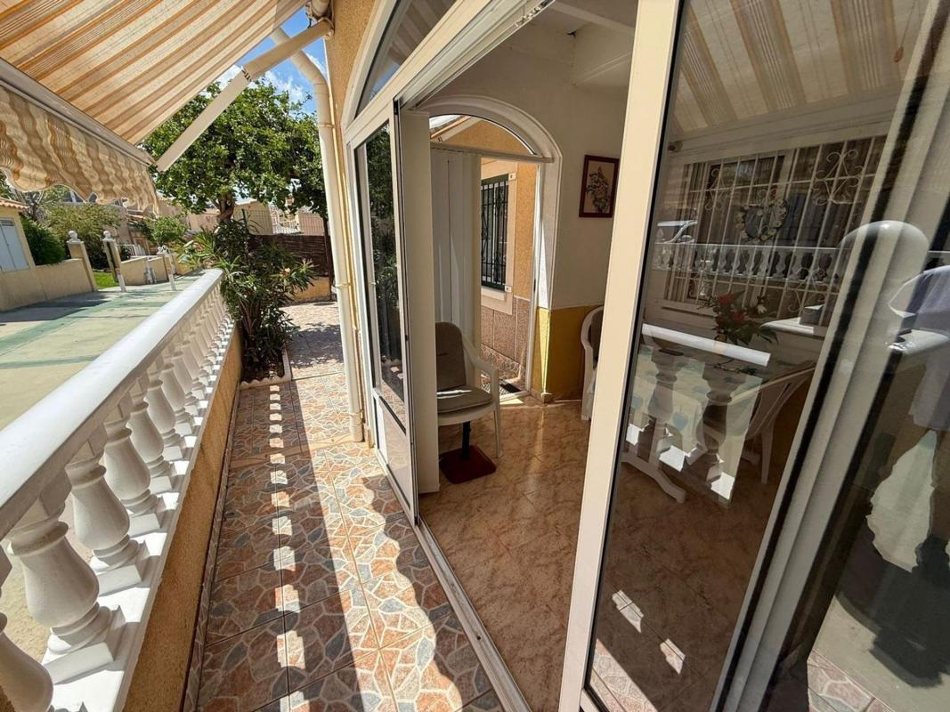 Properties for sale and rent in Spain photo 4