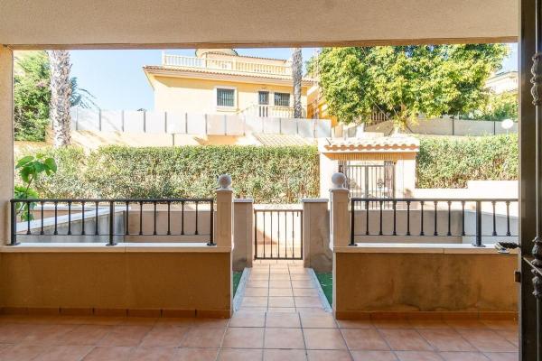 Casa o chalet independiente en Calle Guadiana, 4, Villamartín, Orihuela photo 1