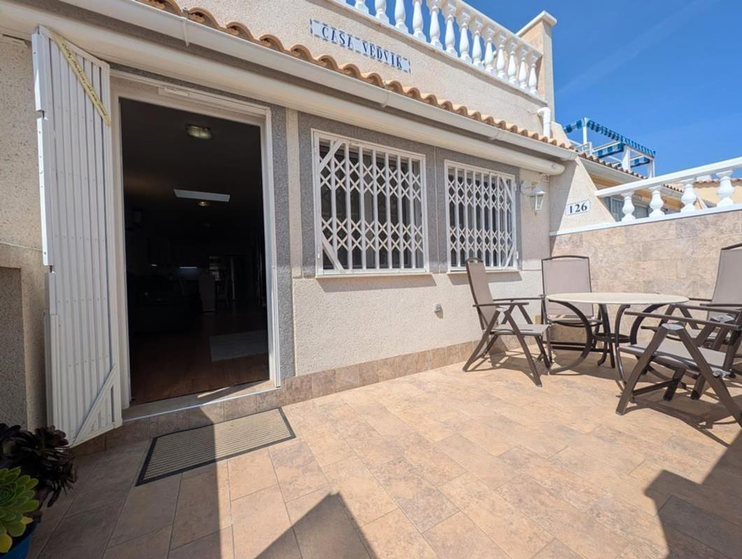 Properties for sale and rent in Spain photo 5