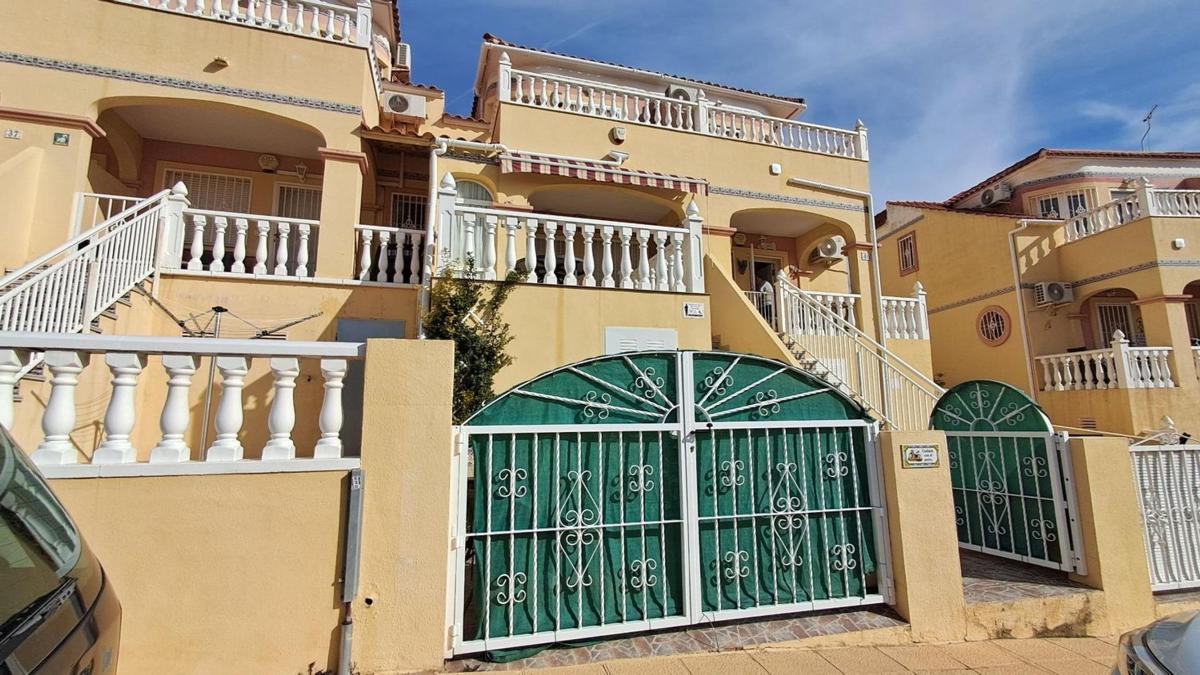 Properties for sale and rent in Spain photo 2