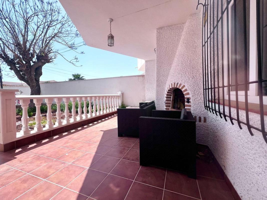Properties for sale and rent in Spain photo 3