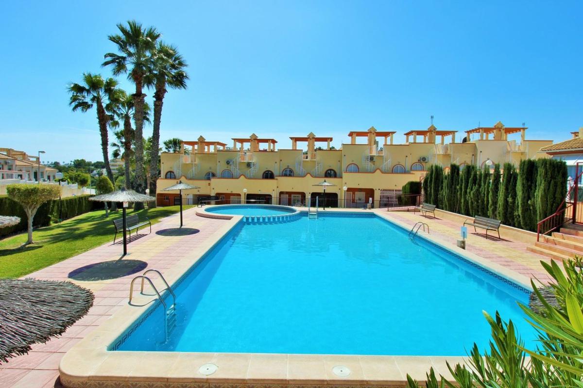 Properties for sale and rent in Spain photo 2