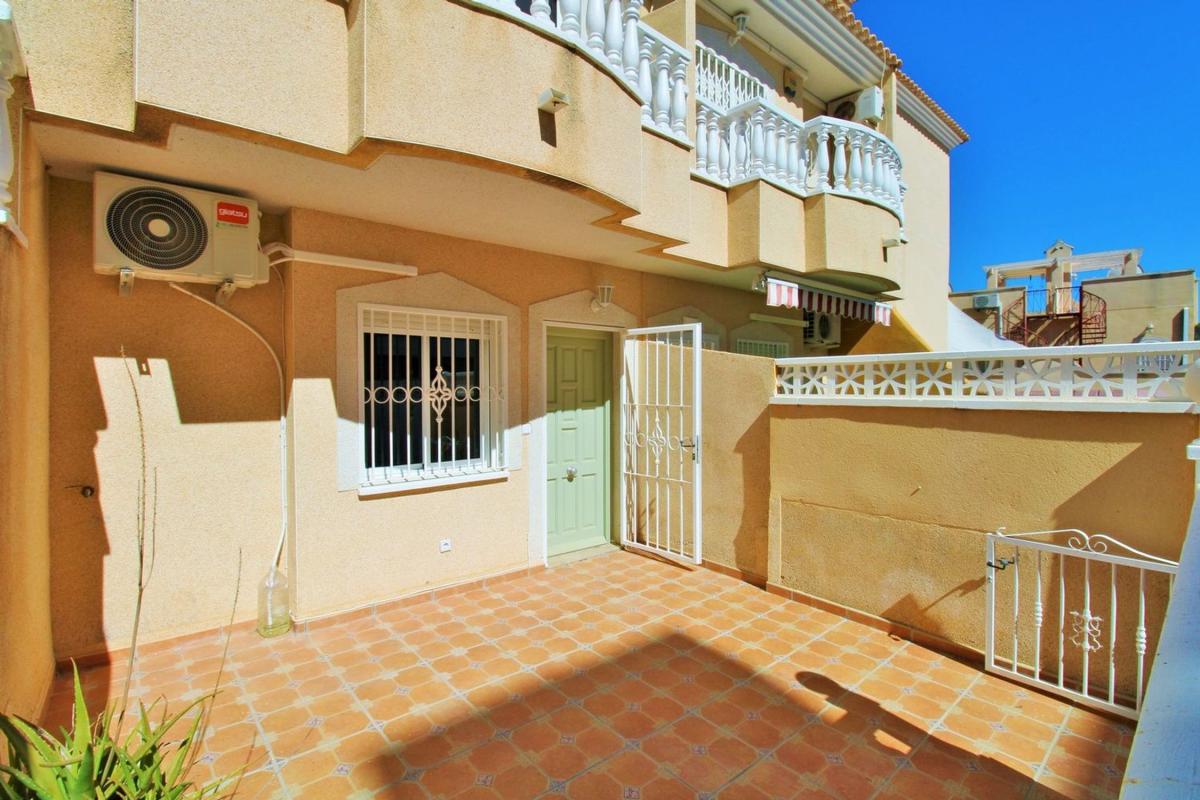 Properties for sale and rent in Spain photo 4